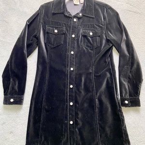 12 GAP brand 3/4 Length Black jacket/overcoat with silver buttons